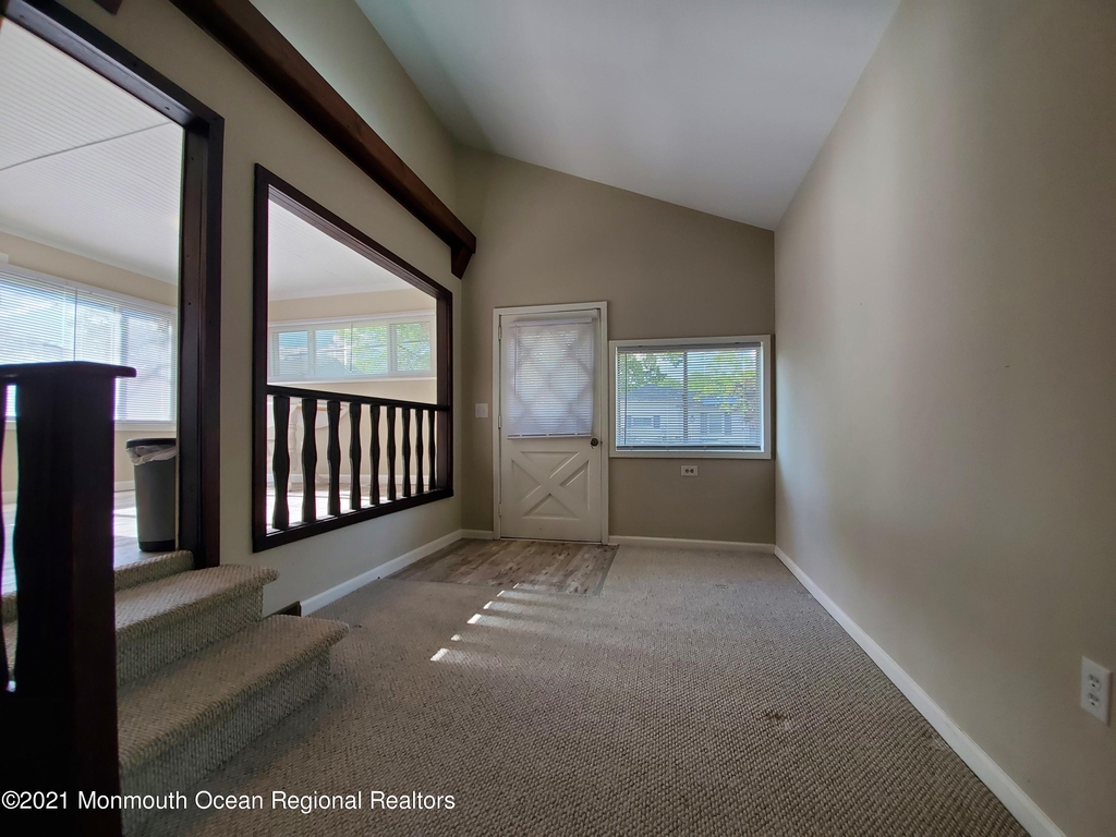 16 Leocadia Court - Photo 6