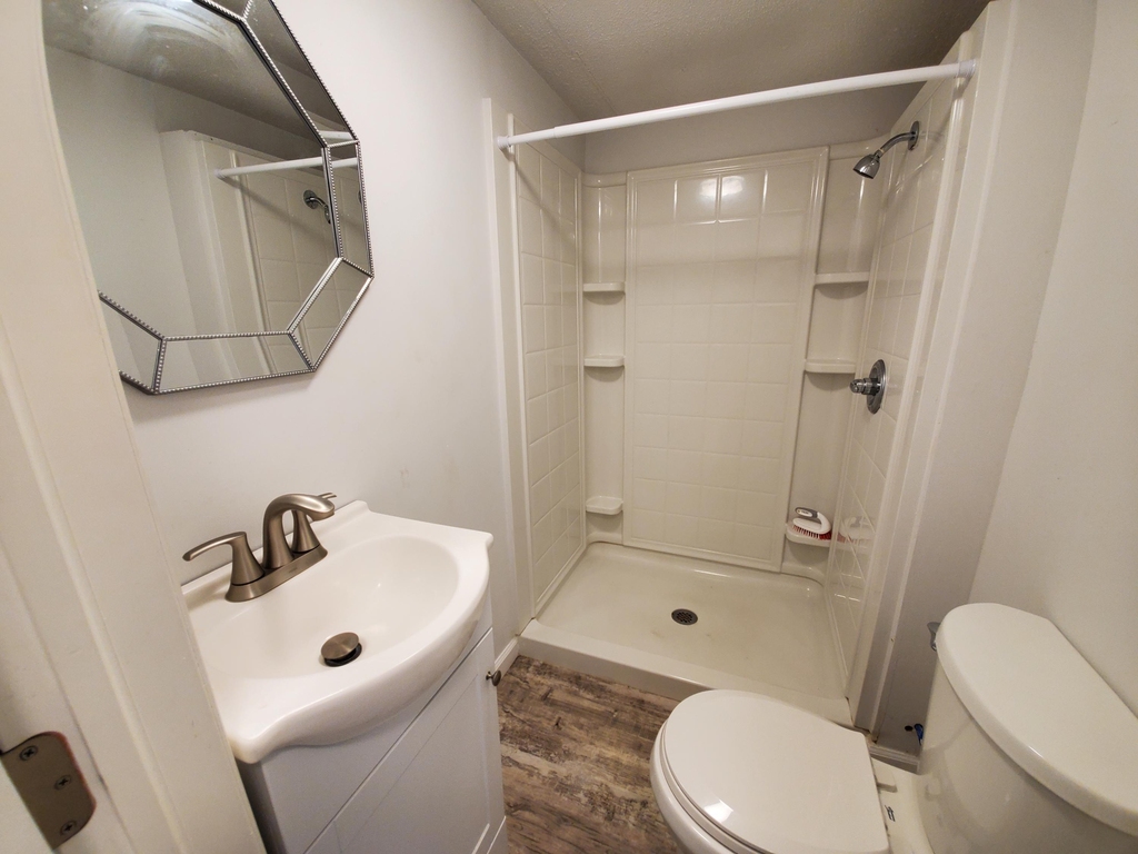16 Leocadia Court - Photo 10