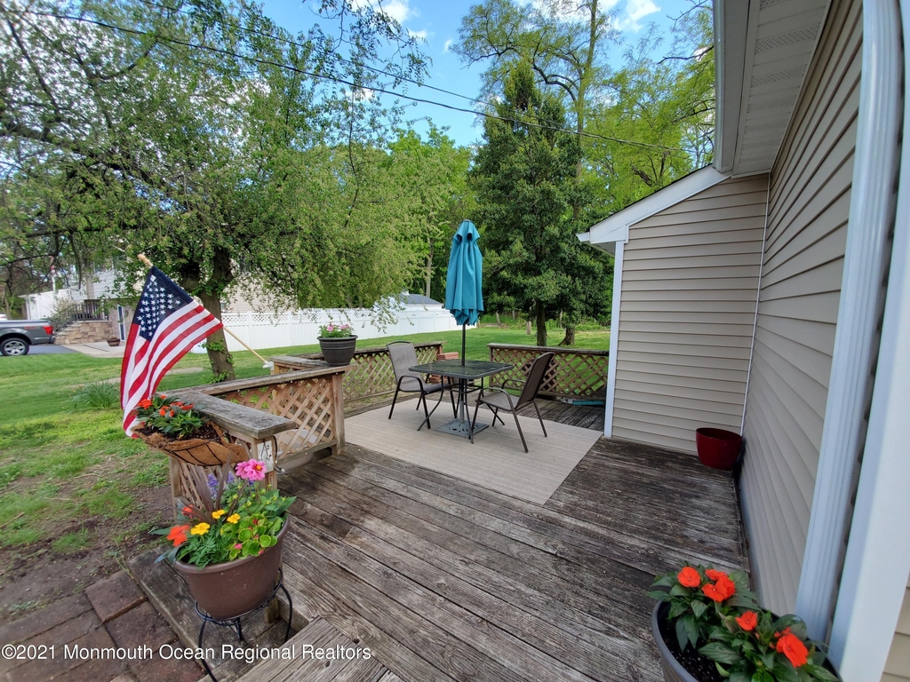 16 Leocadia Court - Photo 1