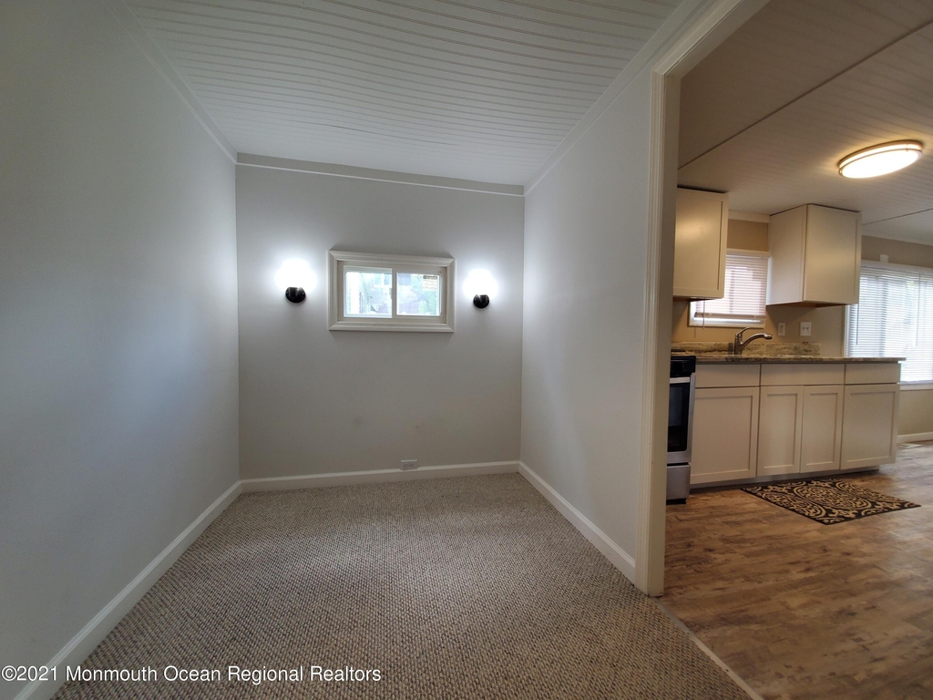 16 Leocadia Court - Photo 9