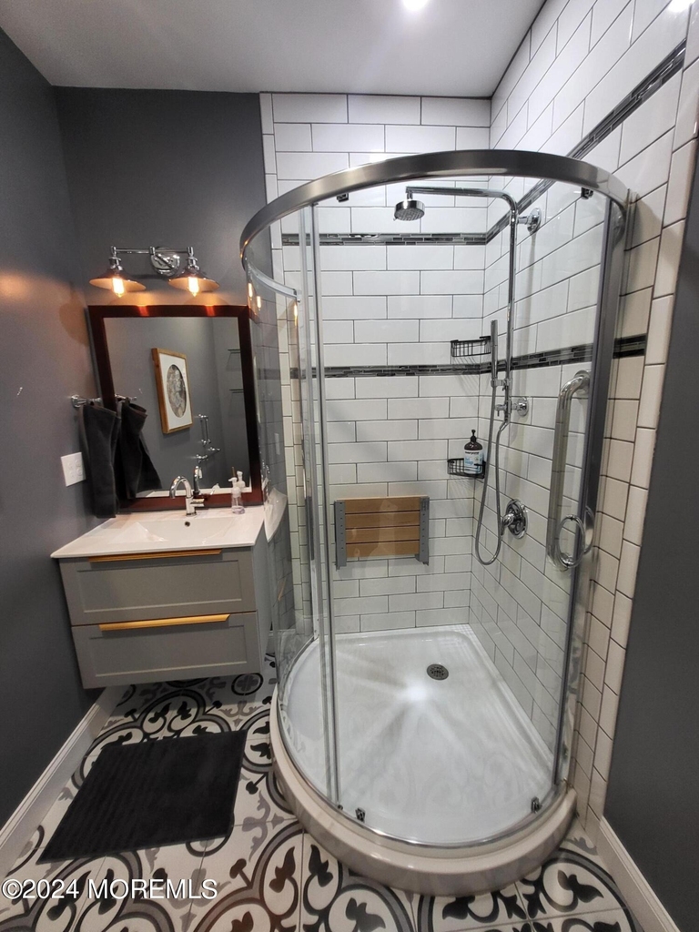 126 Elmwood Avenue - Photo 11