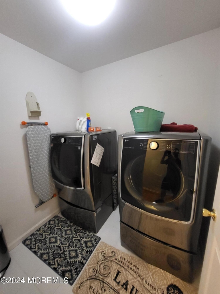 126 Elmwood Avenue - Photo 13