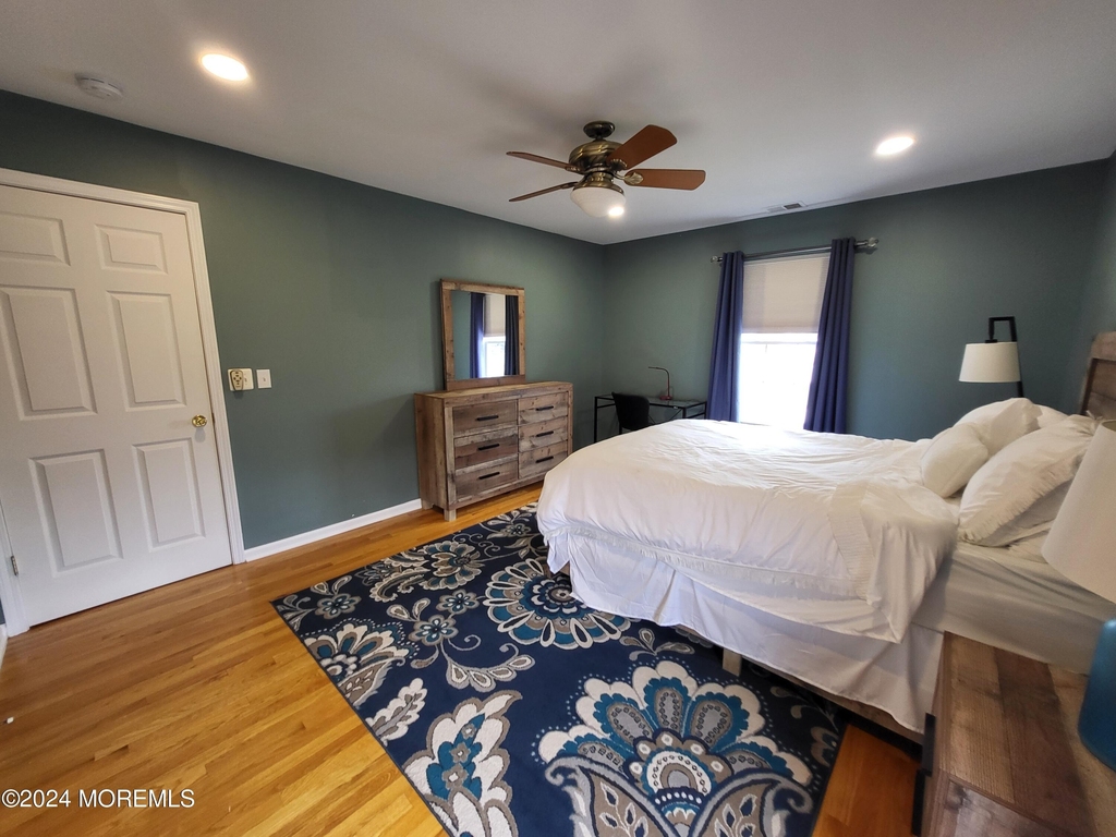 126 Elmwood Avenue - Photo 17