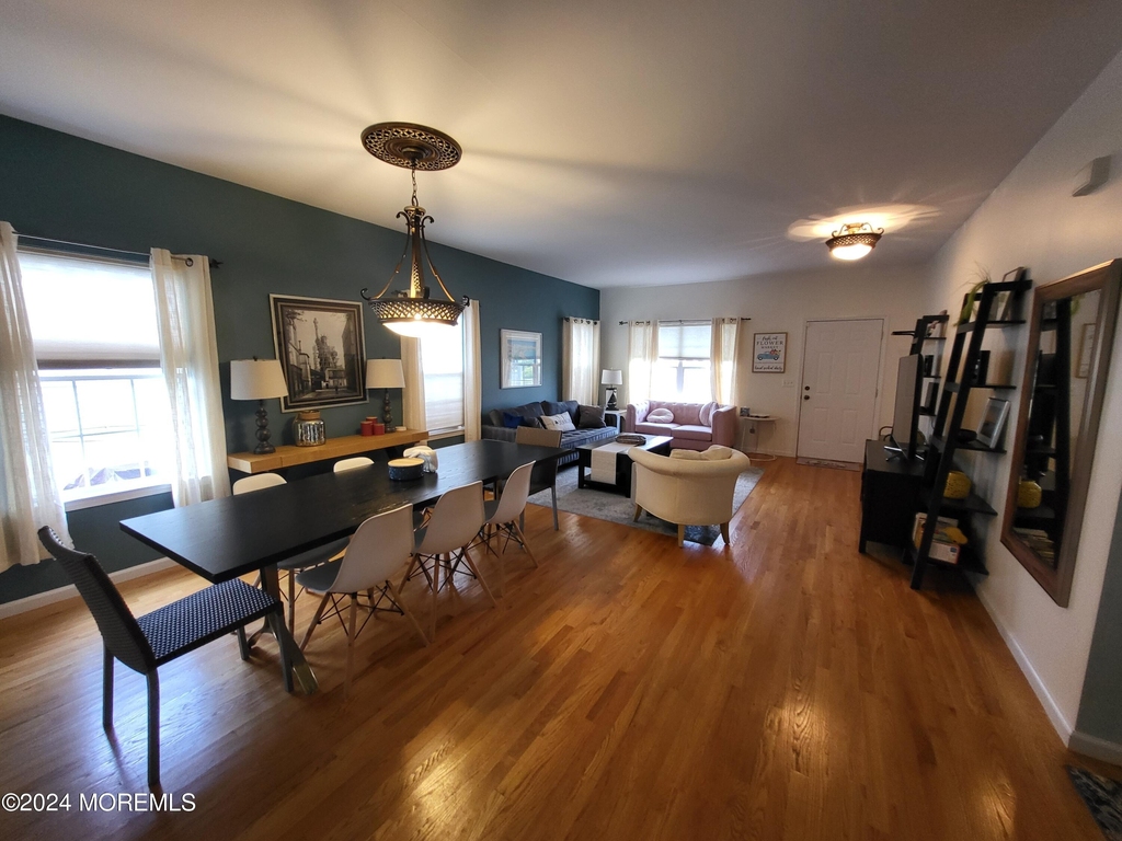 126 Elmwood Avenue - Photo 4