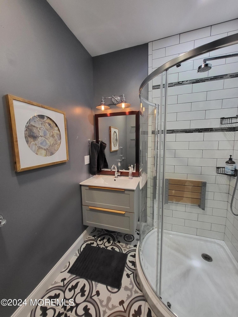 126 Elmwood Avenue - Photo 12