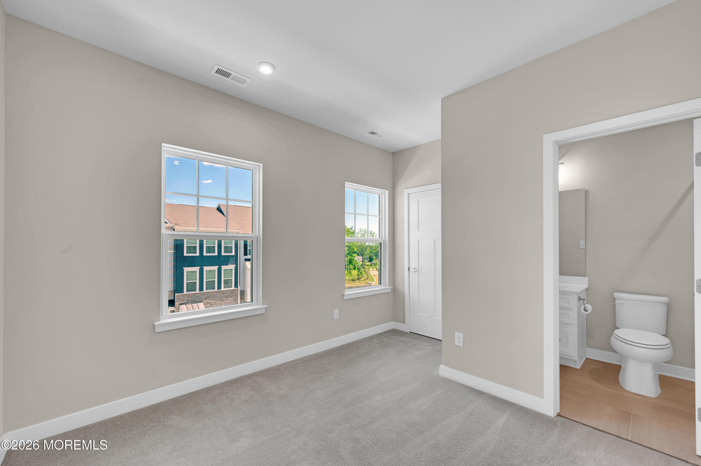 9 Halifax Road - Photo 32