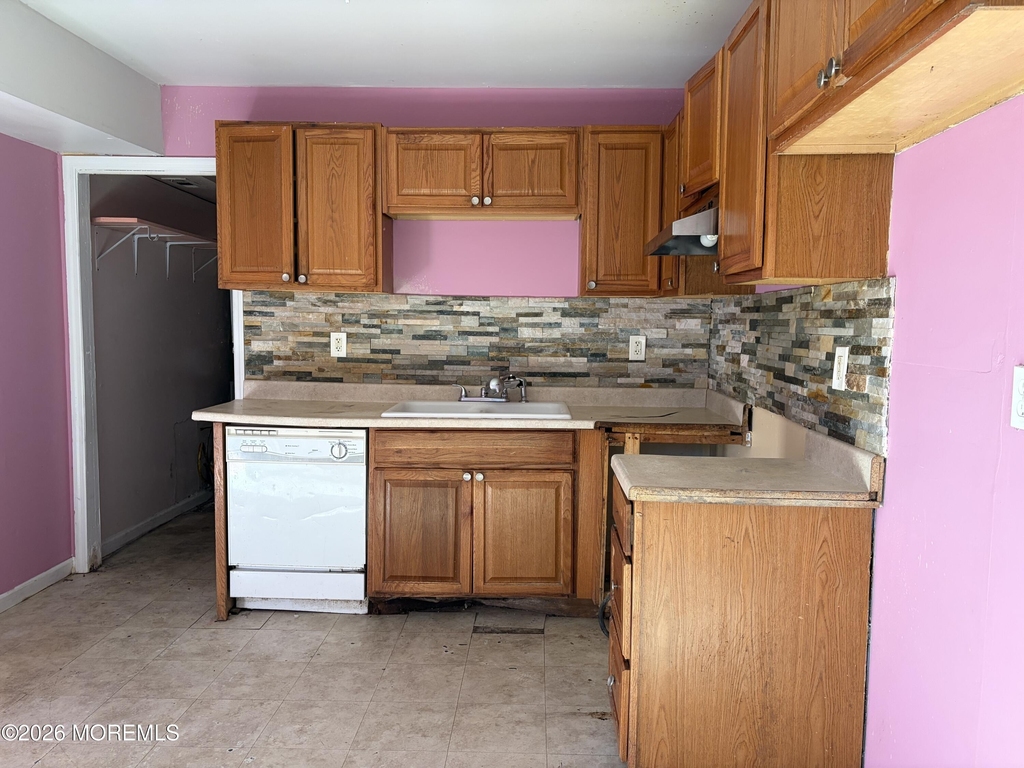 165 Village Drive - Photo 1