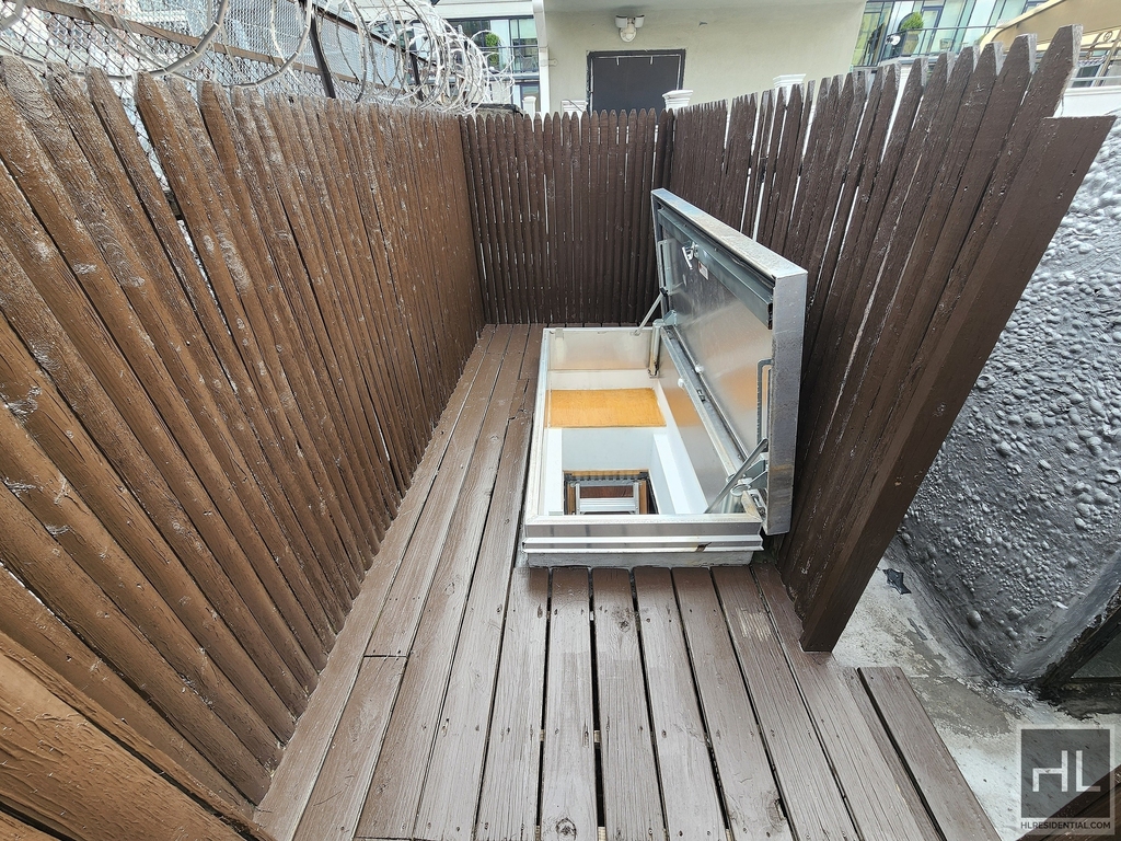 W 53rd St. - Photo 4