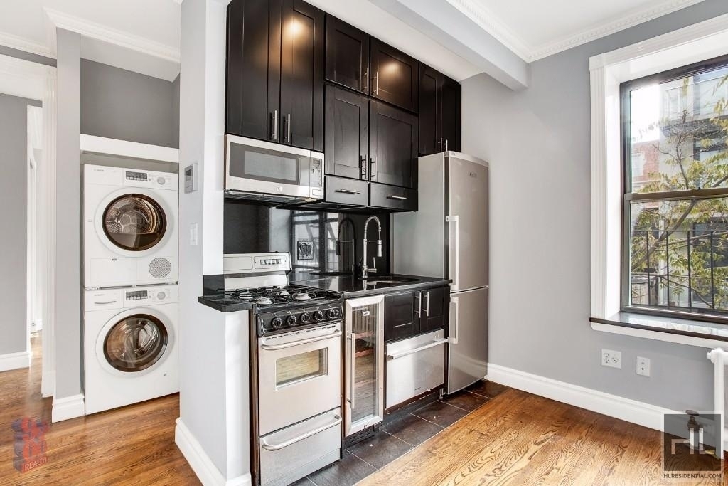 East 13th Street - Photo 1