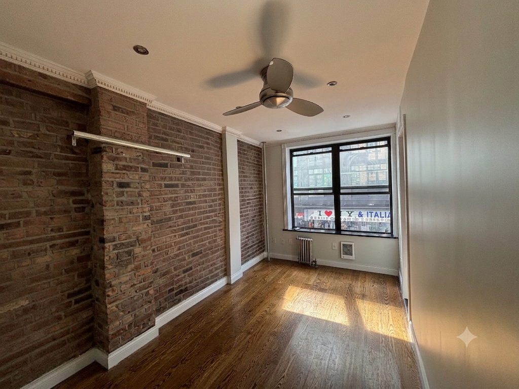 Mulberry Street - Photo 4