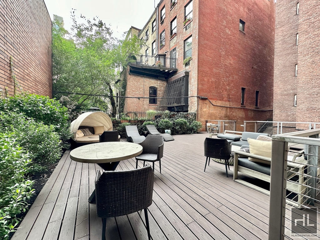 Park Avenue - Photo 3