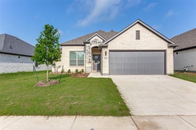 4908 Pebblewood Drive - Photo 0