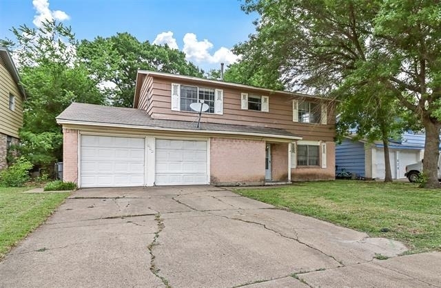 633 Rutgers Drive - Photo 1