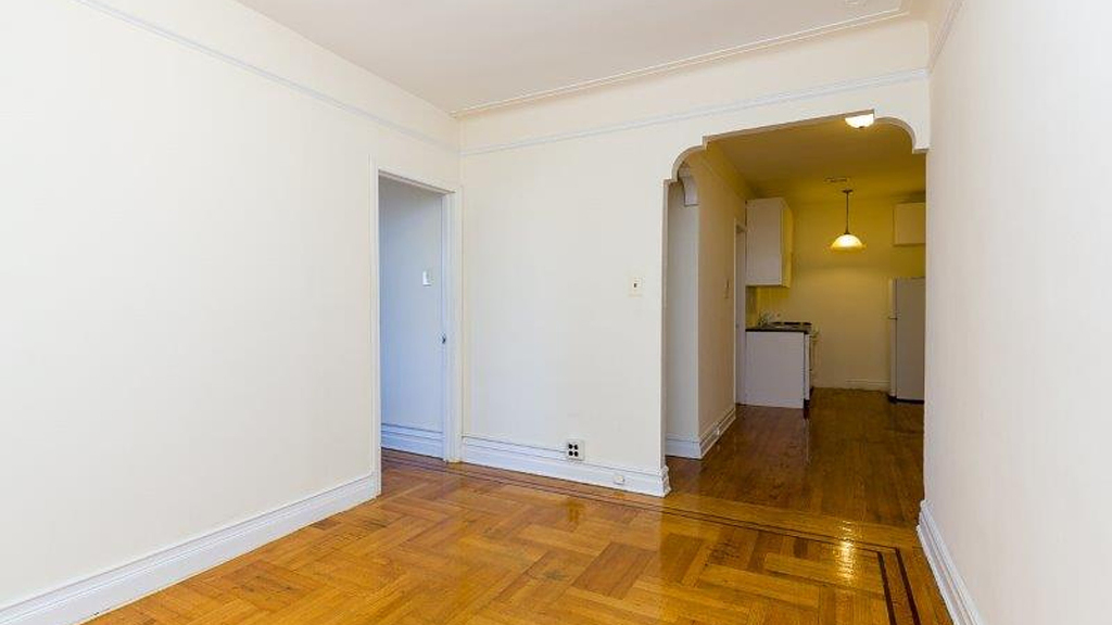 102 Albemarle Rd  - Photo 5