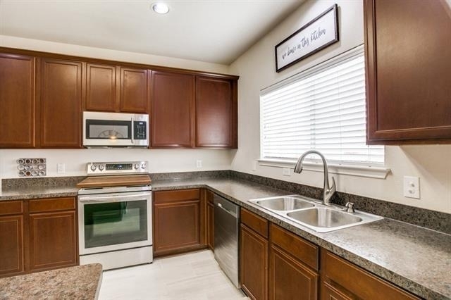 8633 Star Thistle Drive - Photo 10