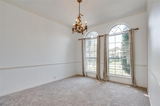 2213 Ravenhurst Drive - Photo 2