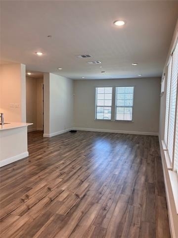 416 4th Street - Photo 2