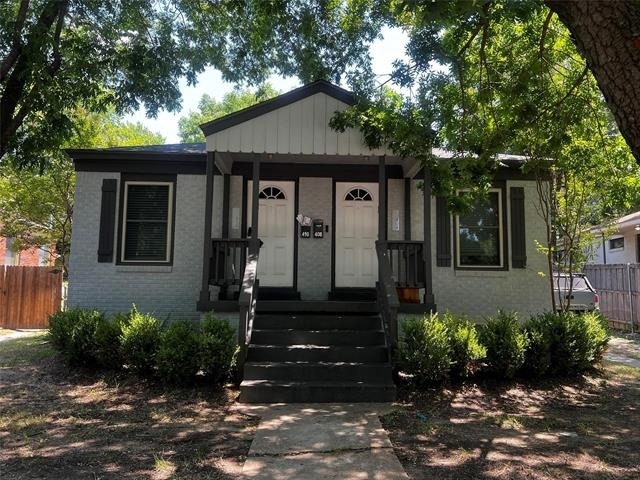 408 N Oak Cliff Boulevard - Photo 0