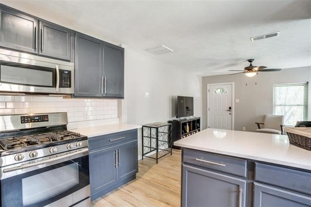 408 N Oak Cliff Boulevard - Photo 2