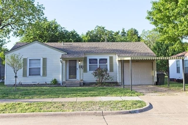 802 22nd Street - Photo 0
