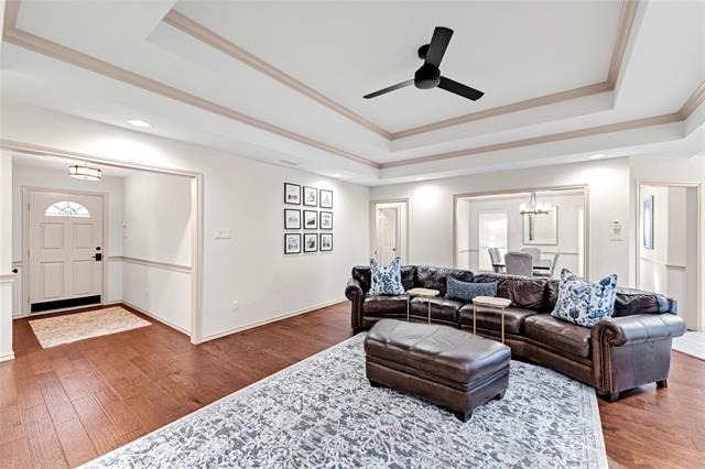 5202 Heatherdale Drive - Photo 4