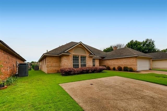 5930 River Bend Drive - Photo 1
