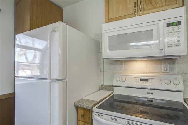 1204 King Drive - Photo 13