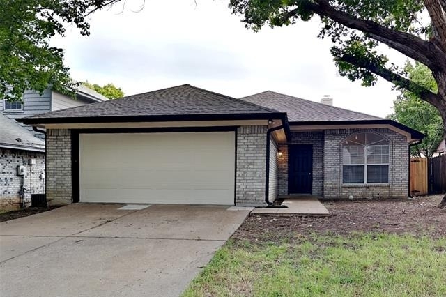 5900 Stone Meadow Lane - Photo 0