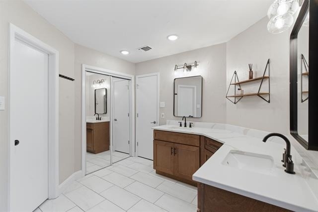 720 Huntwich Drive - Photo 16