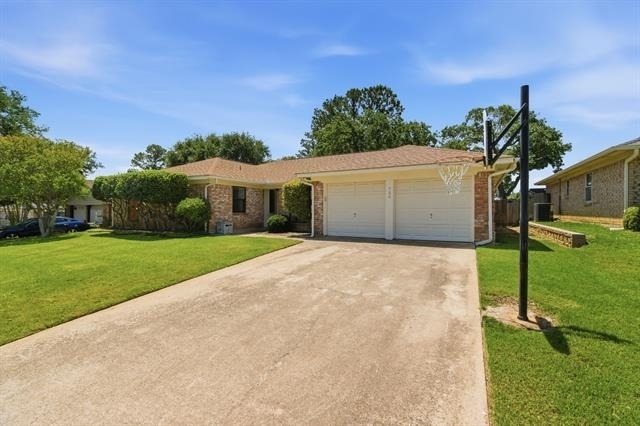 720 Huntwich Drive - Photo 1