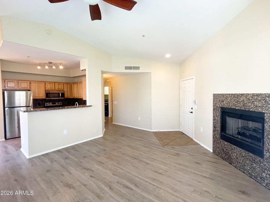 2929 W Yorkshire Drive - Photo 5