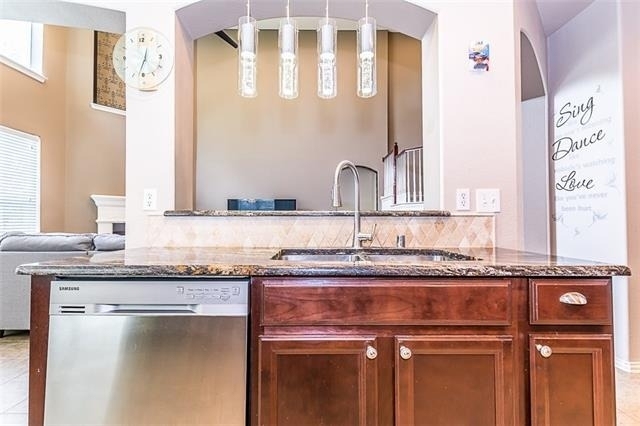 8312 Clear Bay - Photo 6