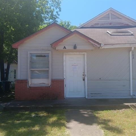 120 W Heron Street - Photo 0