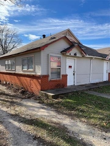120 W Heron Street - Photo 2