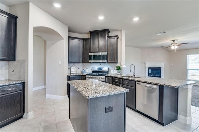 16308 E Harwood Drive - Photo 4