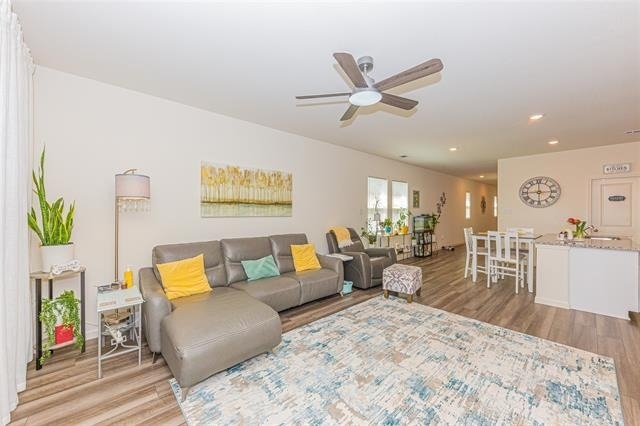 14114 Donahue Street - Photo 4