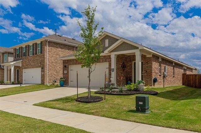 14114 Donahue Street - Photo 0