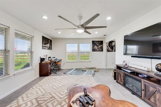 354 N Fm 1138 - Photo 2