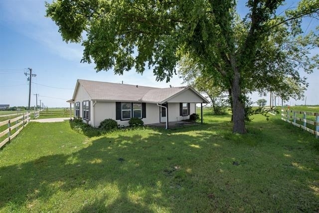 354 N Fm 1138 - Photo 0