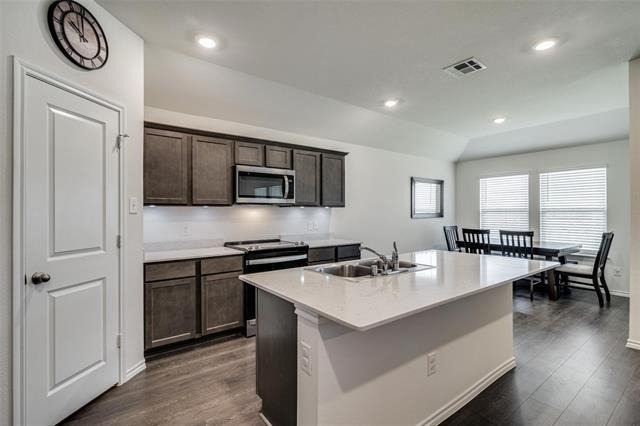 2117 Croton Avenue - Photo 4