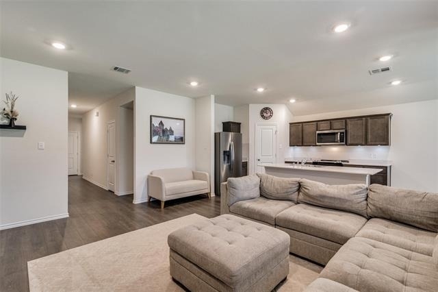 2117 Croton Avenue - Photo 2
