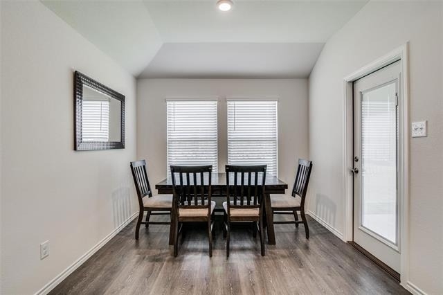 2117 Croton Avenue - Photo 8