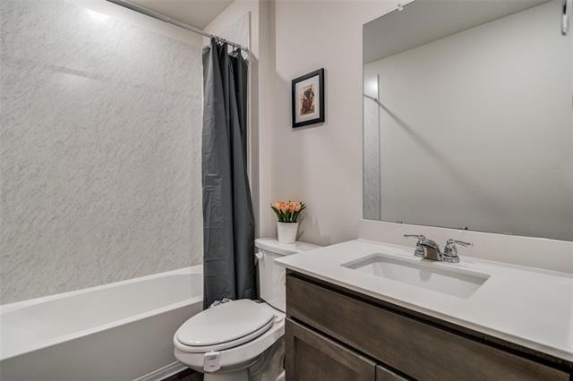 2117 Croton Avenue - Photo 23