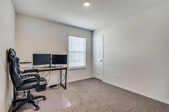 2117 Croton Avenue - Photo 19