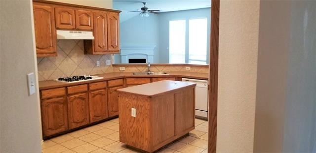 2036 El Camino Drive - Photo 8