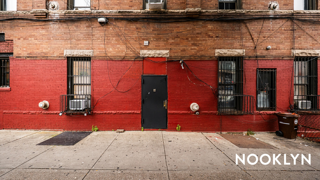 1670 Gates Avenue - Photo 12