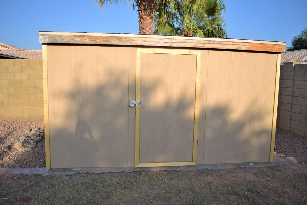13323 E Butler Street - Photo 19