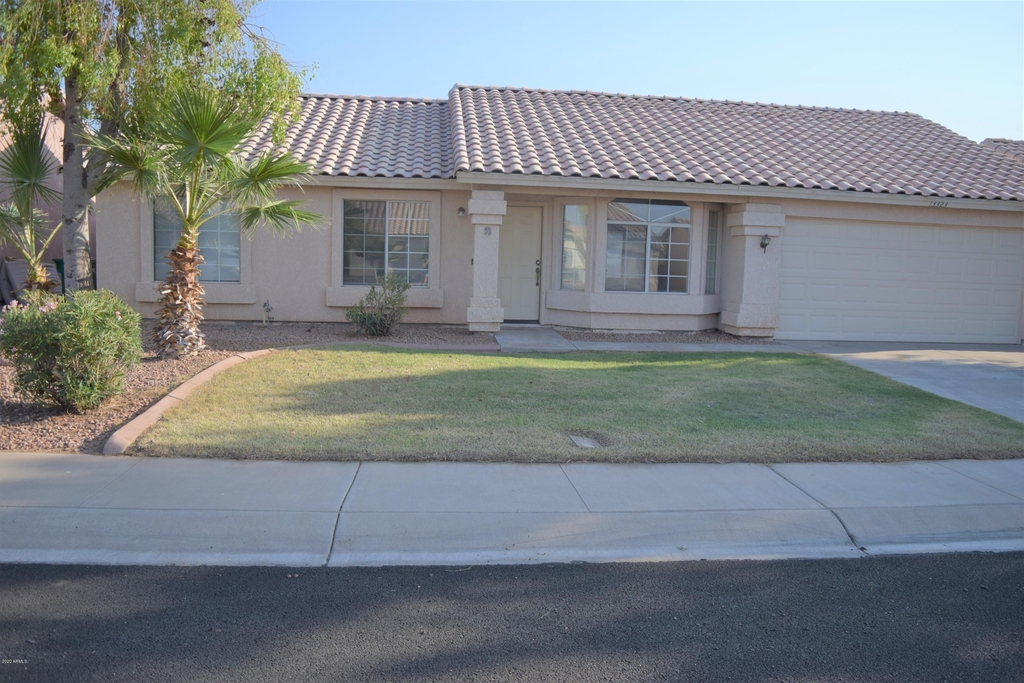 13323 E Butler Street - Photo 0