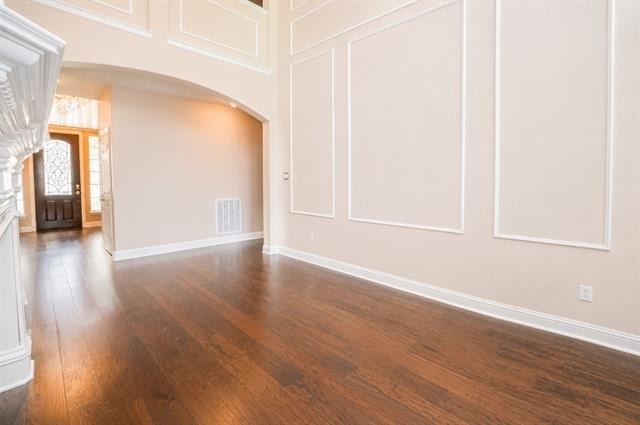 4453 Red Barn Drive - Photo 5