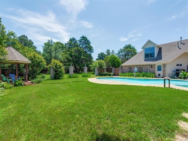 910 Emerald Boulevard - Photo 24